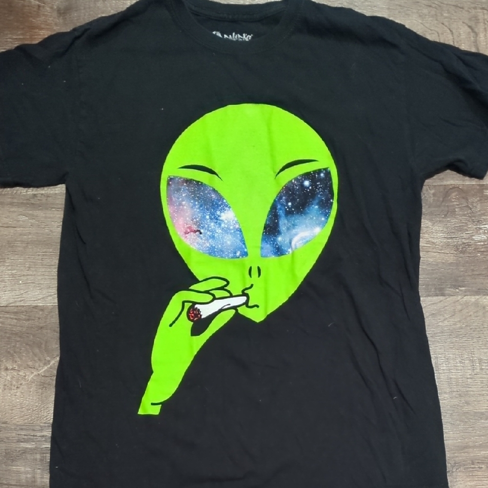 T-Shirt Bundle - Picture 4 of 13